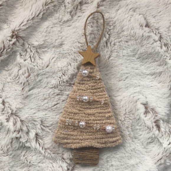 Handmade Yarn Wrapped Christmas Tree Ornaments - Picture 5 of 15